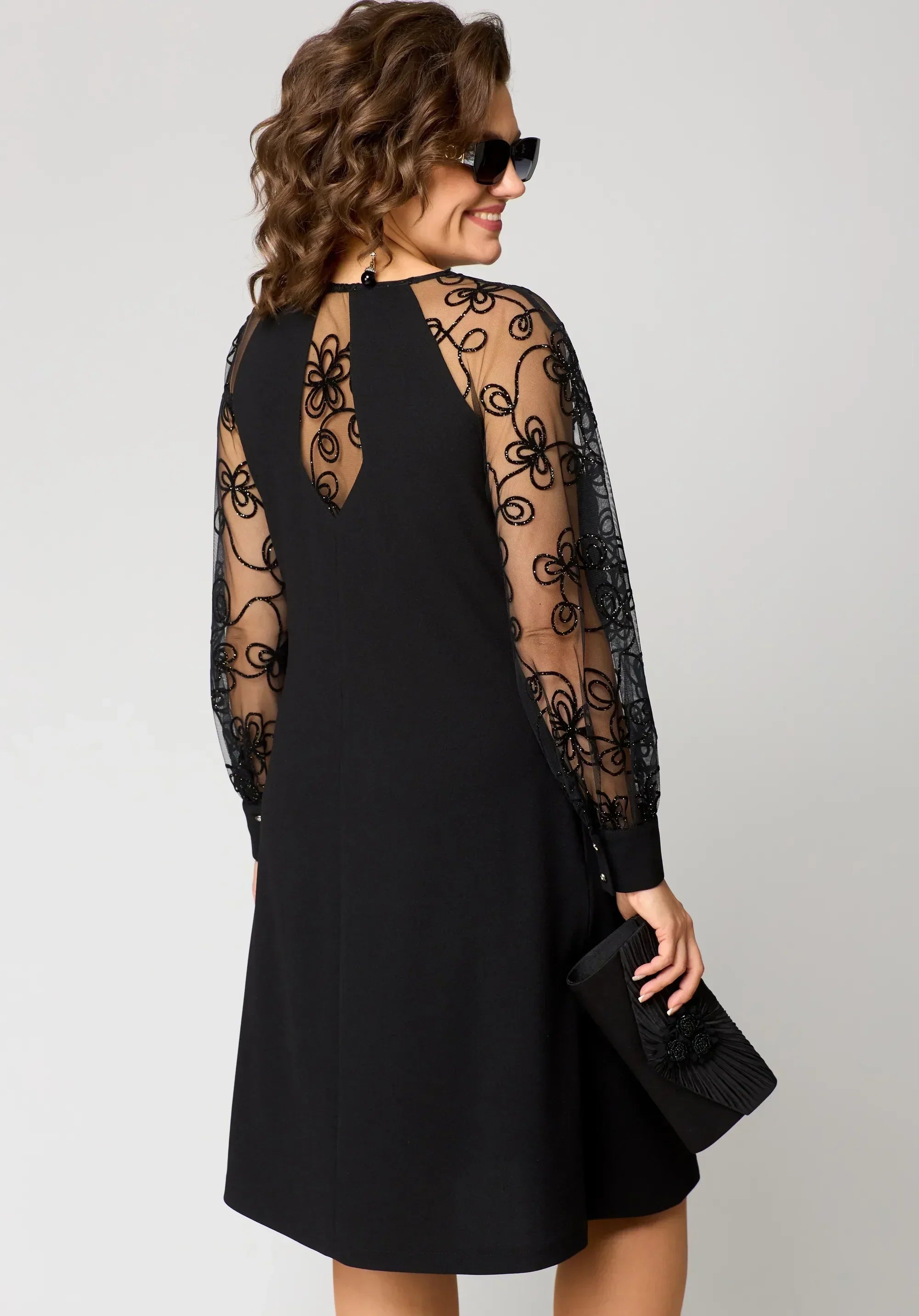 Adèle | Elegantní Midi Šaty