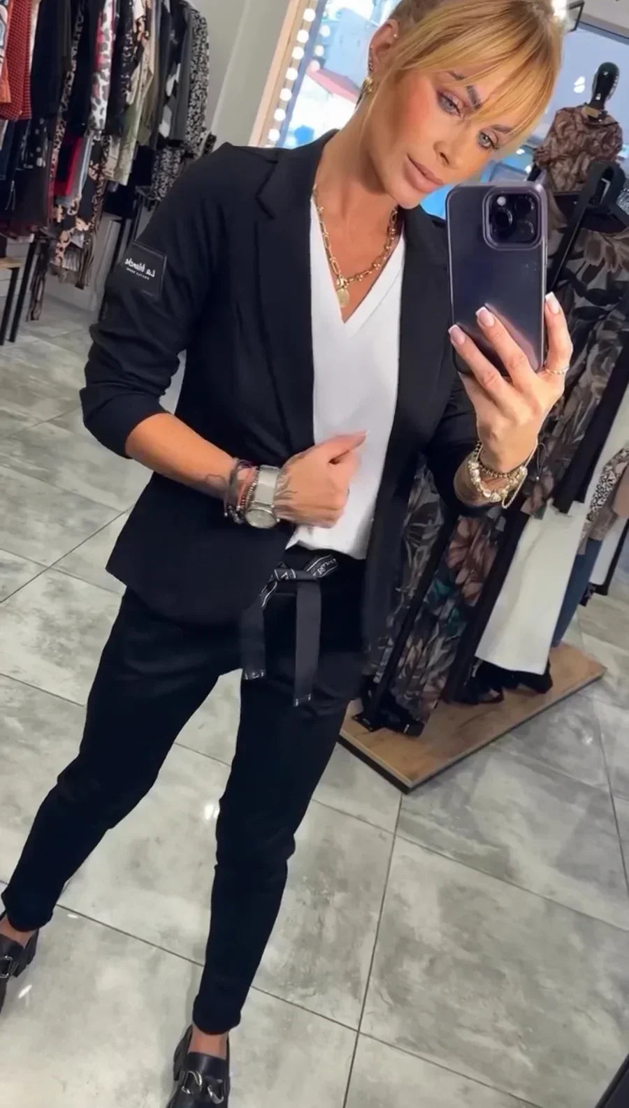 Adriana - Elegantní souprava