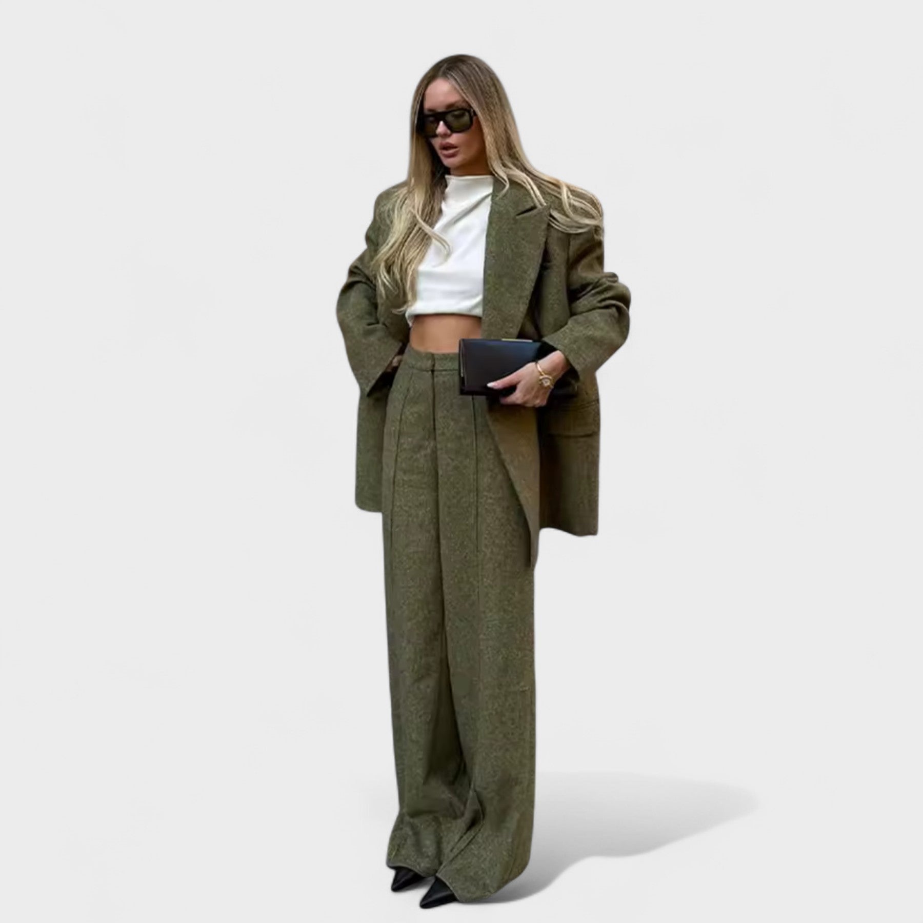 Ana - Elegantní městský outfit