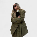 Ana - Elegantní městský outfit