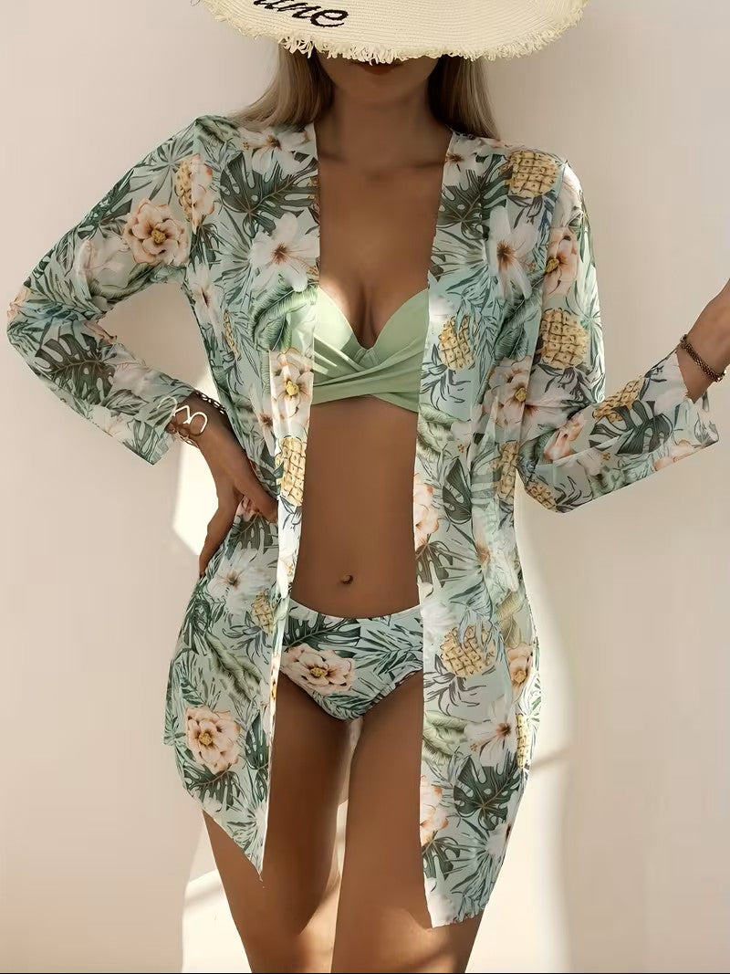 Bali | Bikini s plážovým přehozem