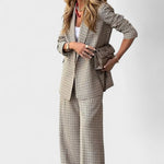 Carlota - Elegantní Outfit