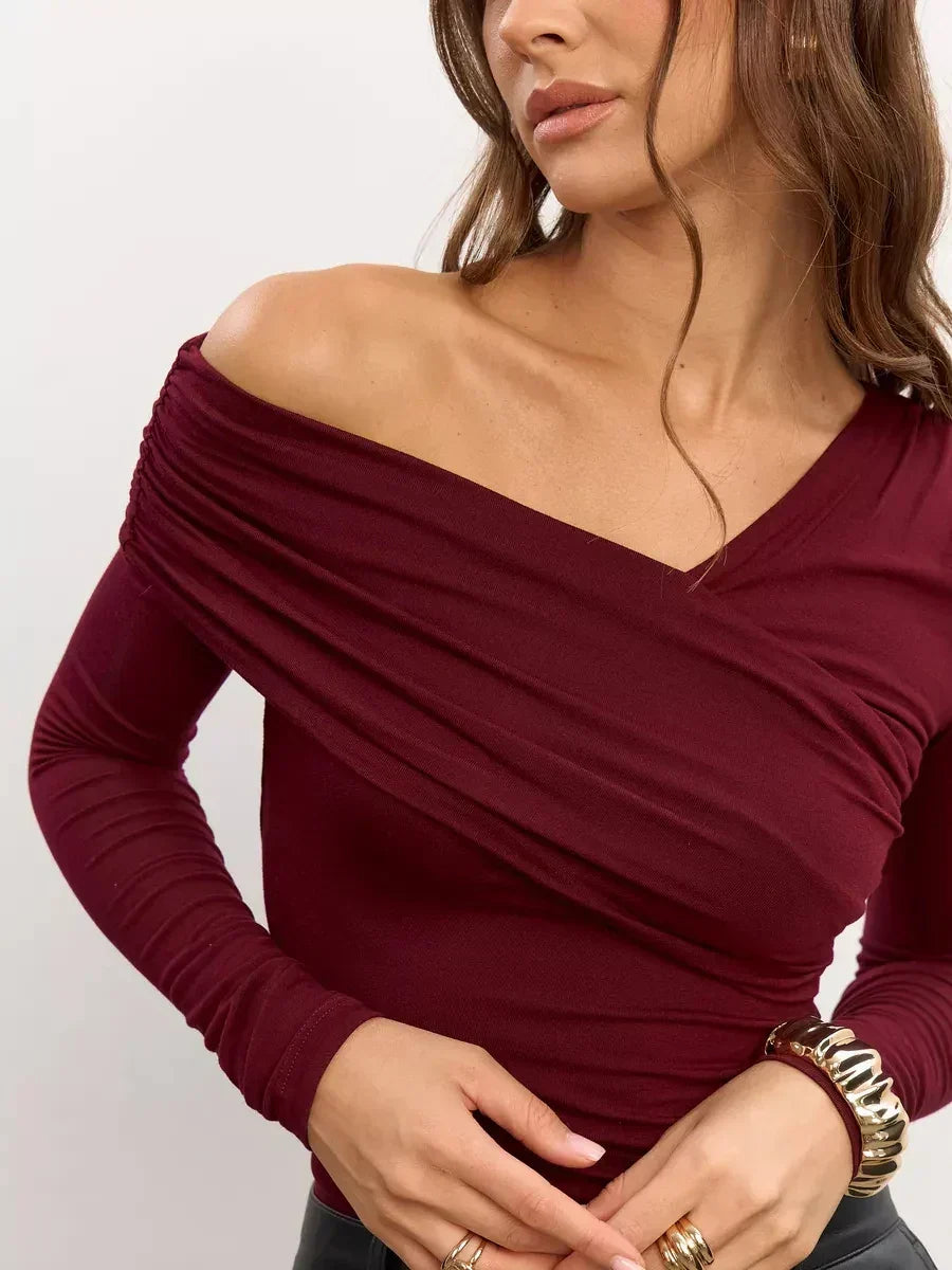 Clara Monroe Top na jedno rameno